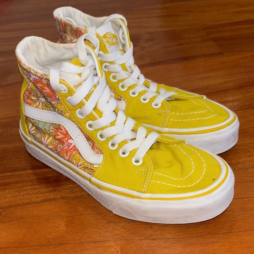 Vans Floral Yellow High-Tops sneakers women’s size 5.5